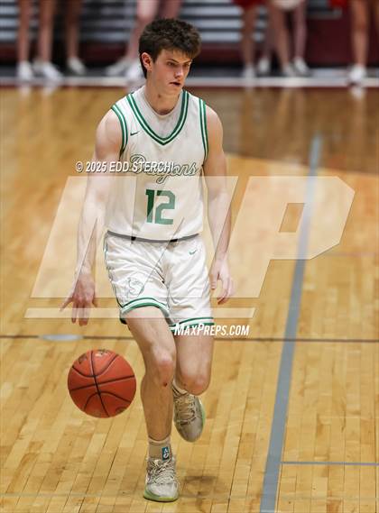 Thumbnail 2 in Green County vs. Taylor County (KHSAA 5th Region Tournament) photogallery.