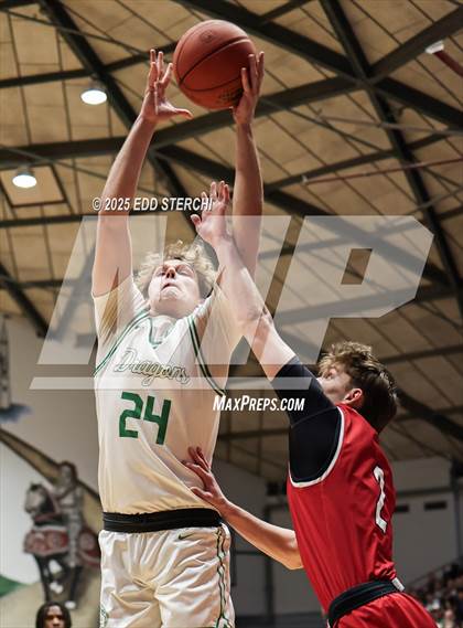Thumbnail 3 in Green County vs. Taylor County (KHSAA 5th Region Tournament) photogallery.
