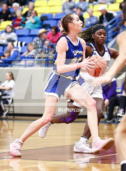 Thumbnail 3 in Lipan vs Douglass (Lipan HD Howard Classic) photogallery.