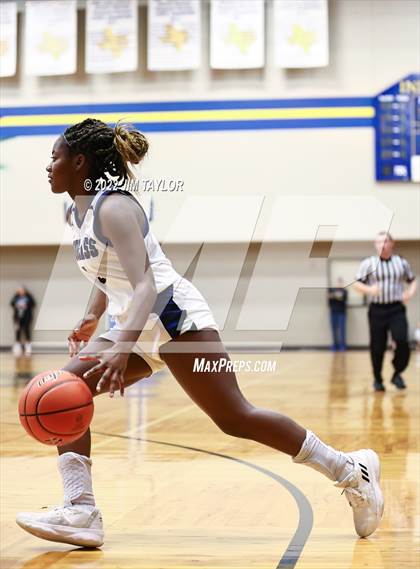 Thumbnail 2 in Lipan vs Douglass (Lipan HD Howard Classic) photogallery.