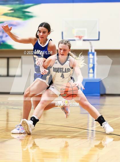 Thumbnail 2 in Lipan vs Douglass (Lipan HD Howard Classic) photogallery.