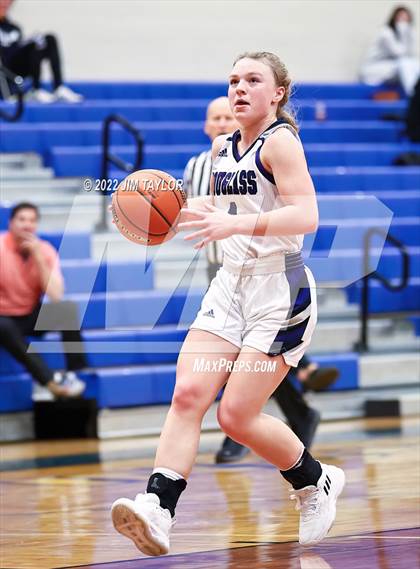 Thumbnail 1 in Lipan vs Douglass (Lipan HD Howard Classic) photogallery.