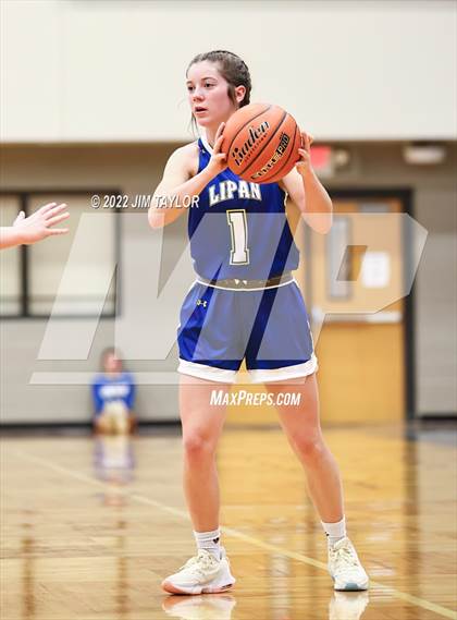 Thumbnail 2 in Lipan vs Douglass (Lipan HD Howard Classic) photogallery.