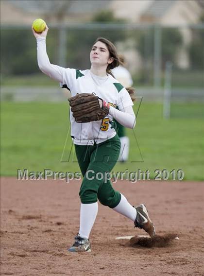 Thumbnail 1 in Sonora vs. Enochs photogallery.