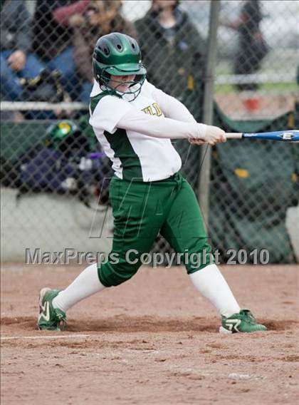 Thumbnail 1 in Sonora vs. Enochs photogallery.