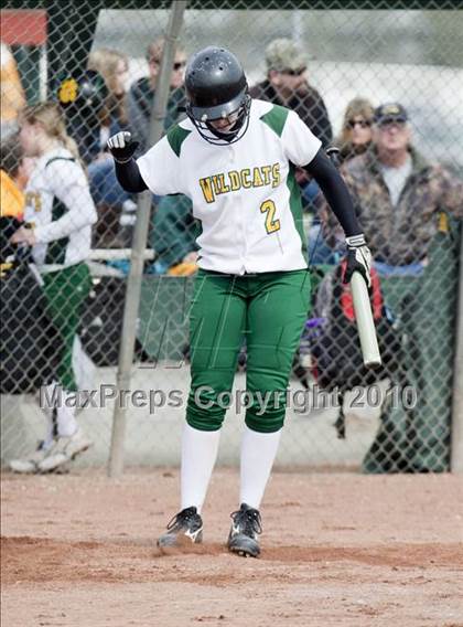 Thumbnail 3 in Sonora vs. Enochs photogallery.