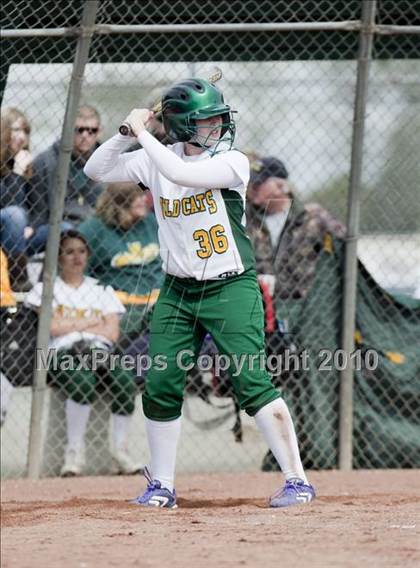Thumbnail 2 in Sonora vs. Enochs photogallery.