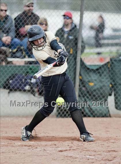 Thumbnail 2 in Sonora vs. Enochs photogallery.
