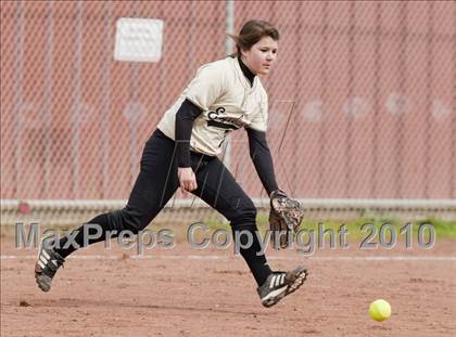 Thumbnail 2 in Sonora vs. Enochs photogallery.