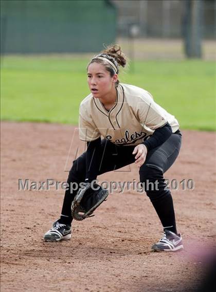 Thumbnail 1 in Sonora vs. Enochs photogallery.