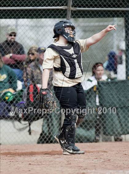 Thumbnail 3 in Sonora vs. Enochs photogallery.
