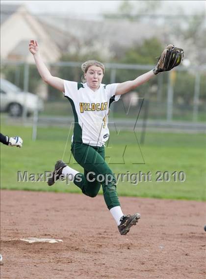 Thumbnail 1 in Sonora vs. Enochs photogallery.