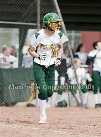 Thumbnail 2 in Sonora vs. Enochs photogallery.