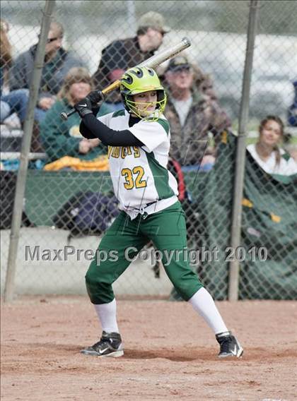 Thumbnail 2 in Sonora vs. Enochs photogallery.