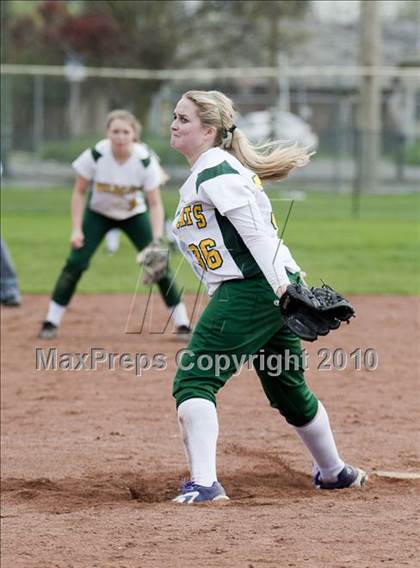 Thumbnail 2 in Sonora vs. Enochs photogallery.