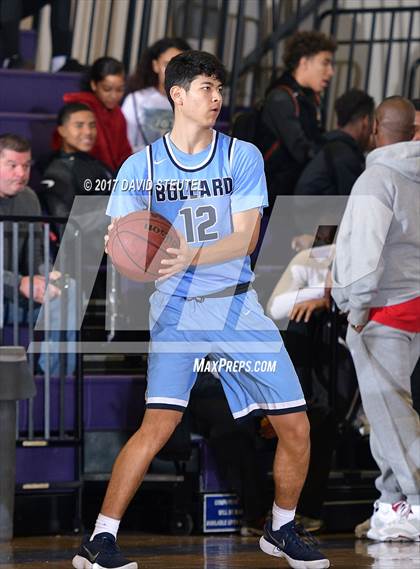 Thumbnail 2 in Ponderosa vs. Bullard (St. Hope Elite Classic) photogallery.