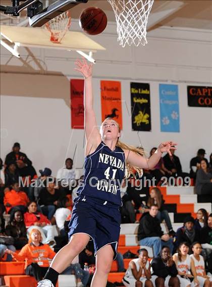 Thumbnail 2 in Nevada Union @ Foothill photogallery.