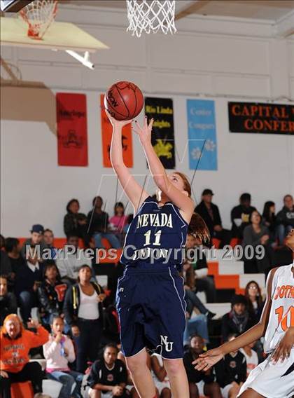 Thumbnail 2 in Nevada Union @ Foothill photogallery.
