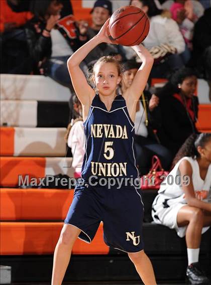 Thumbnail 3 in Nevada Union @ Foothill photogallery.