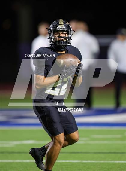 Thumbnail 3 in Peaster vs Comanche (UIL 3A Bi-District) photogallery.