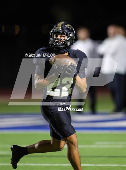 Thumbnail 2 in Peaster vs Comanche (UIL 3A Bi-District) photogallery.