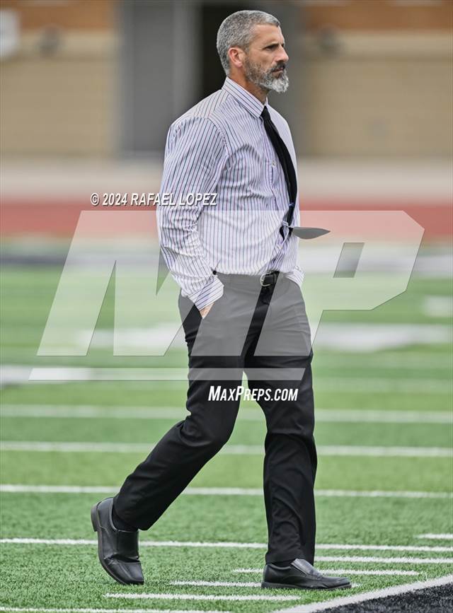 photo-1-in-the-magnolia-west-vs-goose-creek-memorial-uil-soccer-5a