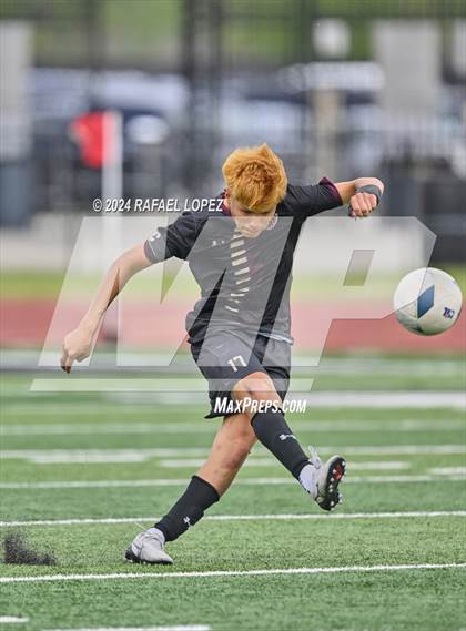 Thumbnail 1 in Magnolia West vs. Goose Creek Memorial (UIL Soccer 5A Region 3 Regional Final) photogallery.