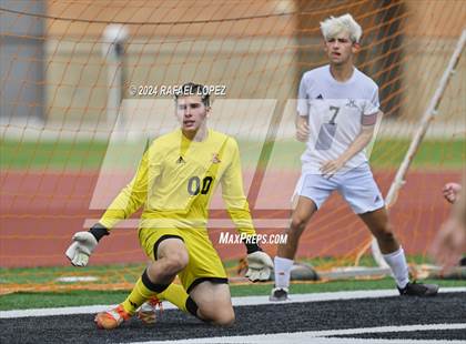 Thumbnail 3 in Magnolia West vs. Goose Creek Memorial (UIL Soccer 5A Region 3 Regional Final) photogallery.
