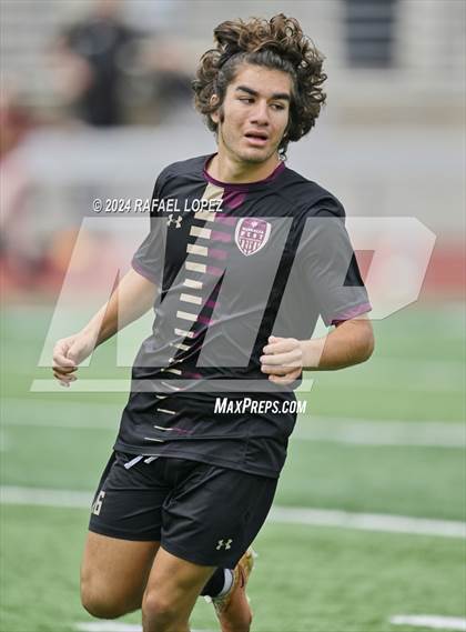 Thumbnail 3 in Magnolia West vs. Goose Creek Memorial (UIL Soccer 5A Region 3 Regional Final) photogallery.