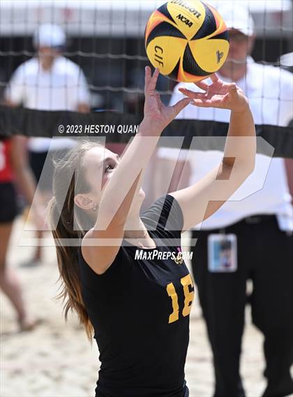 Thumbnail 1 in Mira Costa vs. Mater Dei (CIF-SS D1 Semi-Final) photogallery.