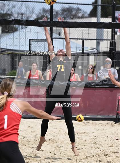 Thumbnail 3 in Mira Costa vs. Mater Dei (CIF-SS D1 Semi-Final) photogallery.