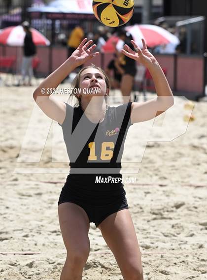 Thumbnail 2 in Mira Costa vs. Mater Dei (CIF-SS D1 Semi-Final) photogallery.