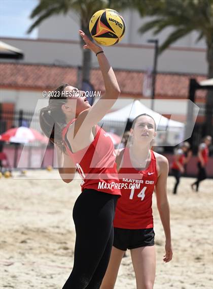 Thumbnail 3 in Mira Costa vs. Mater Dei (CIF-SS D1 Semi-Final) photogallery.