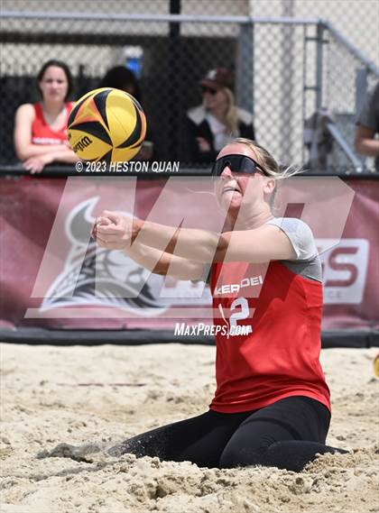 Thumbnail 3 in Mira Costa vs. Mater Dei (CIF-SS D1 Semi-Final) photogallery.