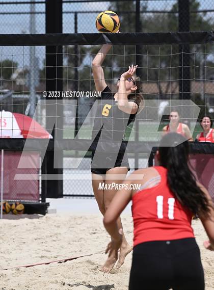 Thumbnail 1 in Mira Costa vs. Mater Dei (CIF-SS D1 Semi-Final) photogallery.