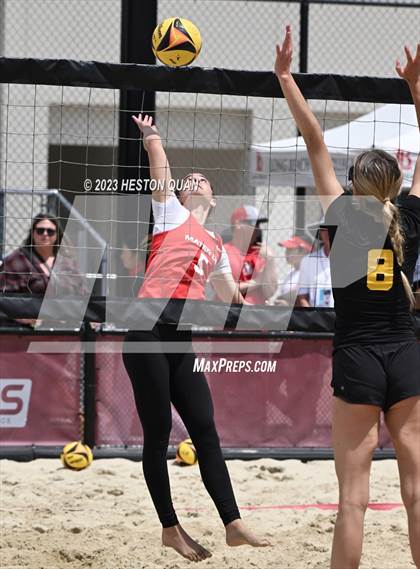 Thumbnail 3 in Mira Costa vs. Mater Dei (CIF-SS D1 Semi-Final) photogallery.