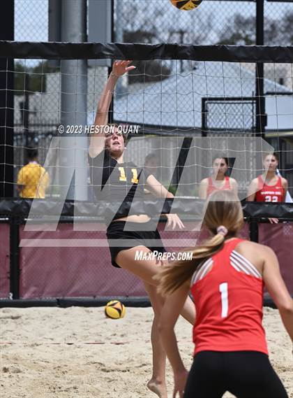 Thumbnail 1 in Mira Costa vs. Mater Dei (CIF-SS D1 Semi-Final) photogallery.