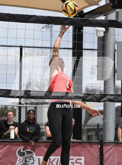 Thumbnail 3 in Mira Costa vs. Mater Dei (CIF-SS D1 Semi-Final) photogallery.