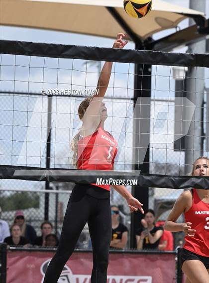 Thumbnail 3 in Mira Costa vs. Mater Dei (CIF-SS D1 Semi-Final) photogallery.