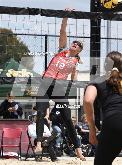 Thumbnail 2 in Mira Costa vs. Mater Dei (CIF-SS D1 Semi-Final) photogallery.