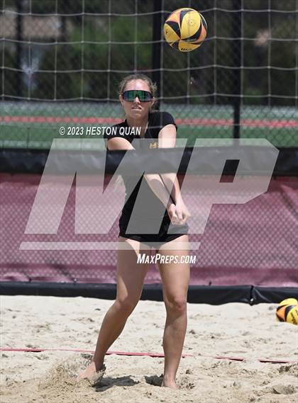 Thumbnail 1 in Mira Costa vs. Mater Dei (CIF-SS D1 Semi-Final) photogallery.