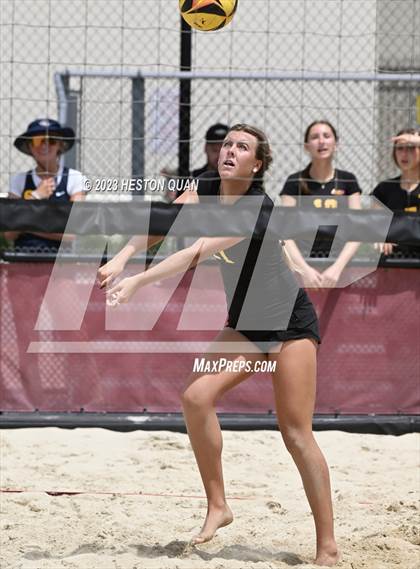 Thumbnail 2 in Mira Costa vs. Mater Dei (CIF-SS D1 Semi-Final) photogallery.