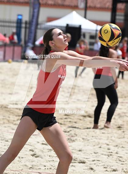 Thumbnail 2 in Mira Costa vs. Mater Dei (CIF-SS D1 Semi-Final) photogallery.