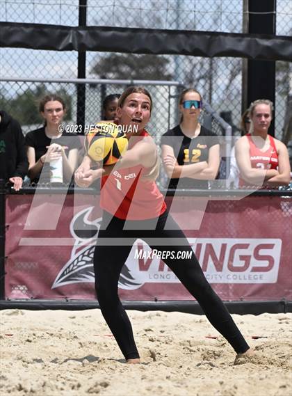 Thumbnail 3 in Mira Costa vs. Mater Dei (CIF-SS D1 Semi-Final) photogallery.