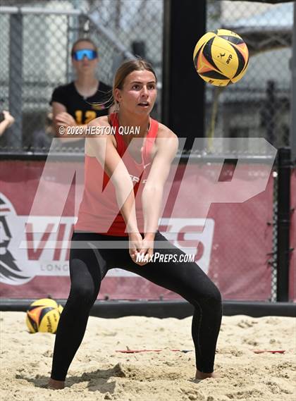 Thumbnail 3 in Mira Costa vs. Mater Dei (CIF-SS D1 Semi-Final) photogallery.