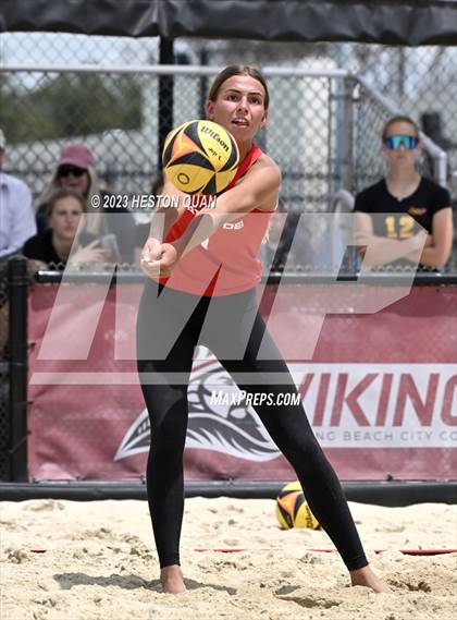Thumbnail 3 in Mira Costa vs. Mater Dei (CIF-SS D1 Semi-Final) photogallery.