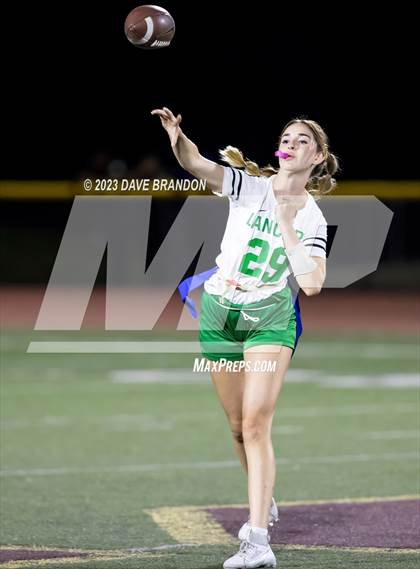 Thumbnail 1 in Thousand Oaks @ Simi Valley photogallery.