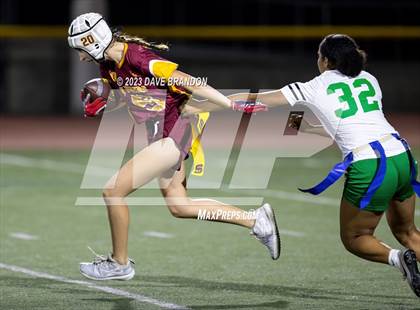 Thumbnail 1 in Thousand Oaks @ Simi Valley photogallery.