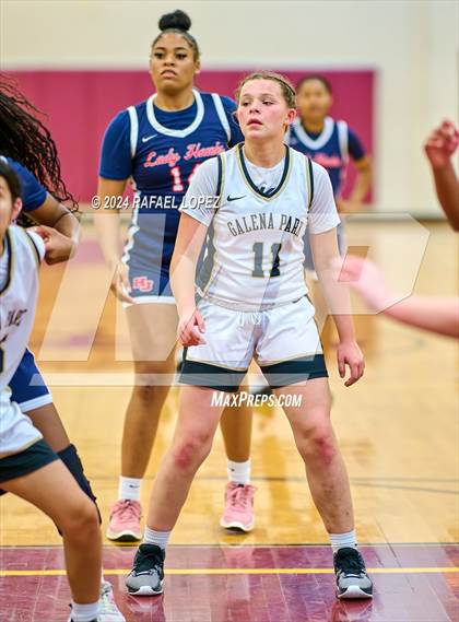 Thumbnail 2 in Galena Park vs. Hardin-Jefferson (McDonald's Texas Invitational) photogallery.