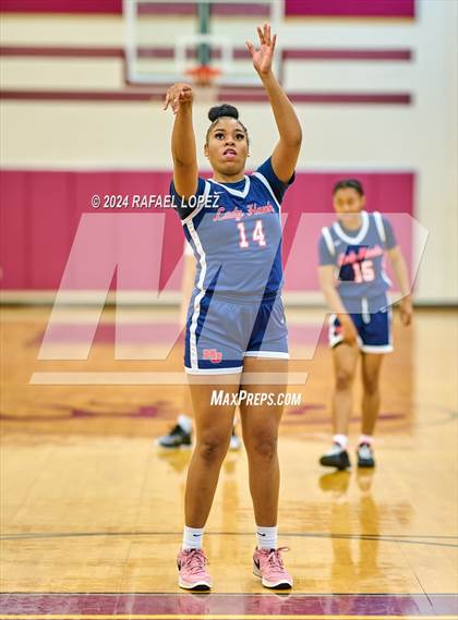 Thumbnail 1 in Galena Park vs. Hardin-Jefferson (McDonald's Texas Invitational) photogallery.